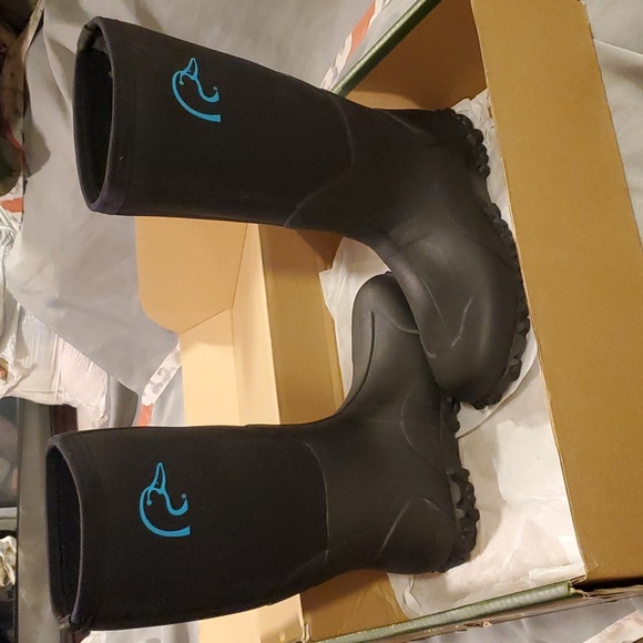 NIB ducks unlimited waterproof boots - Picture 1 of 6